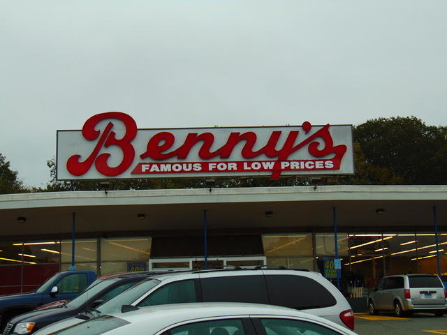 Bennys (Groton)